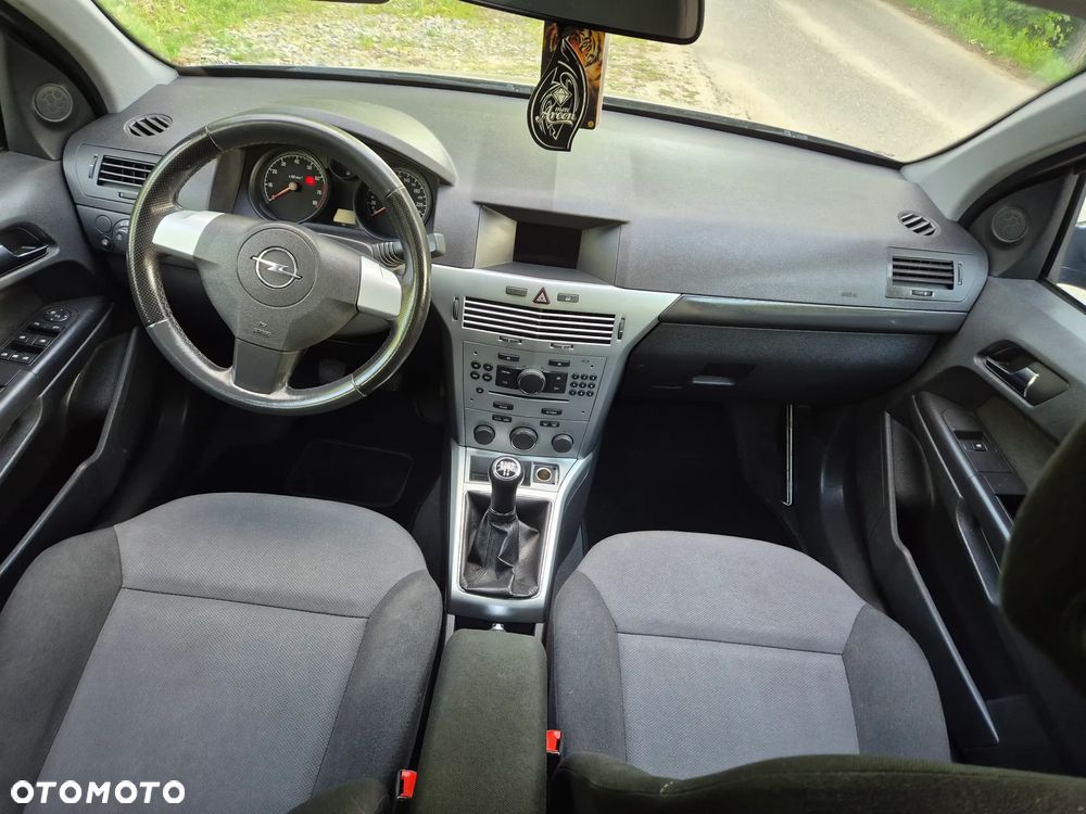 Opel Astra 1.6 Active - 31