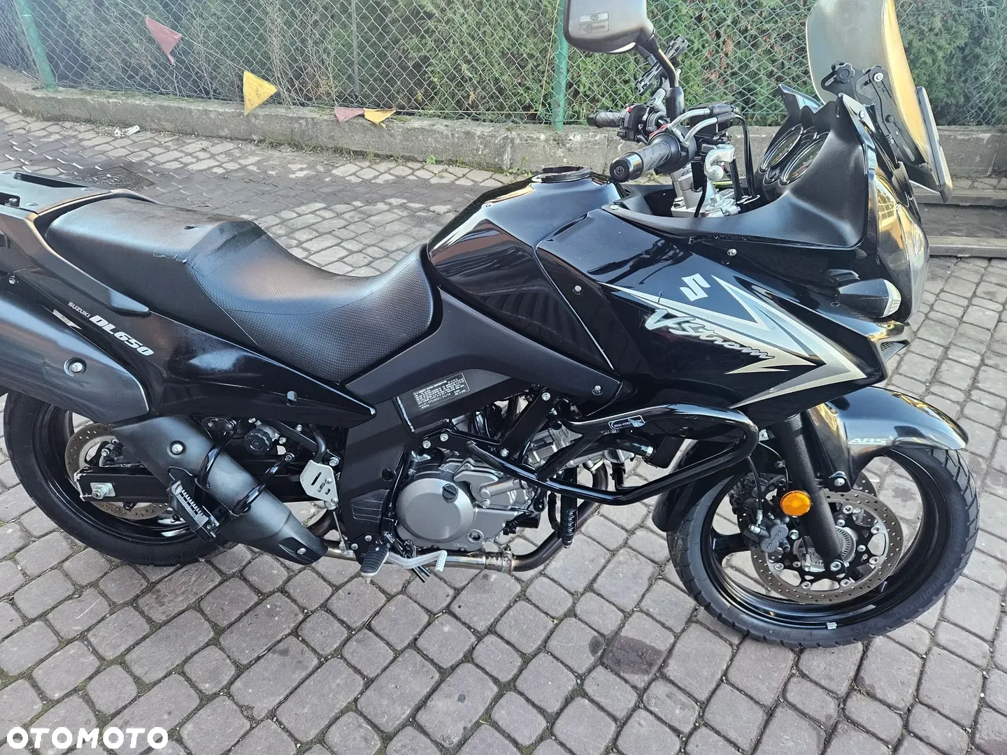 Suzuki DL - 7