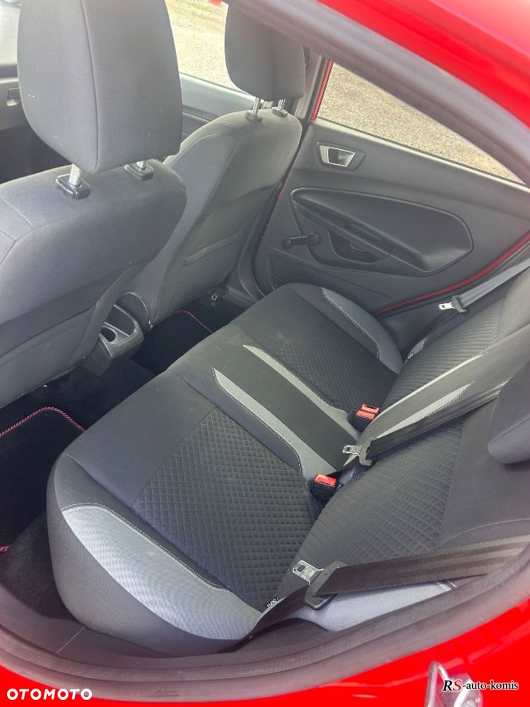 Ford Fiesta - 20