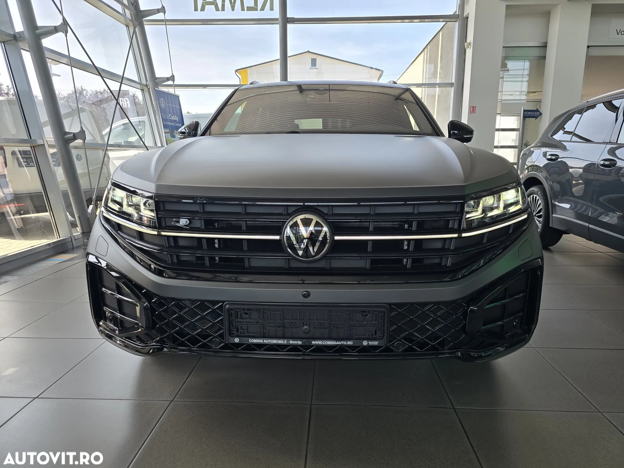 Volkswagen Touareg - 4