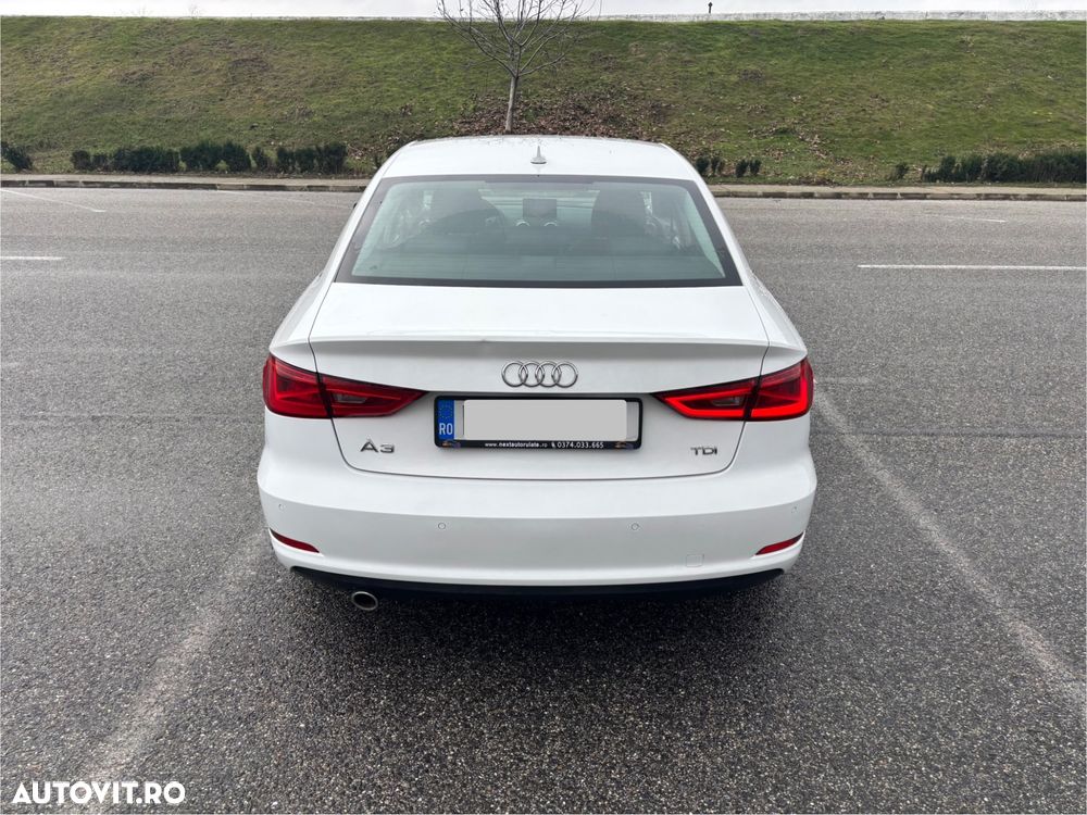 Audi A3 1.6 TDI clean Stronic Ambiente - 6