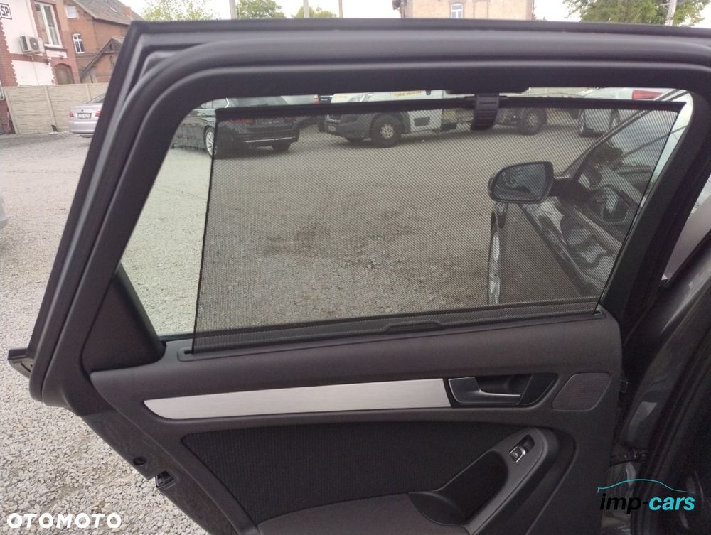 Audi A4 Avant 2.0 TDI DPF quattro S tronic S line Sportpaket - 15