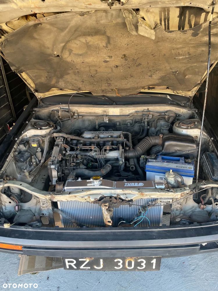 Toyota Corolla - 5