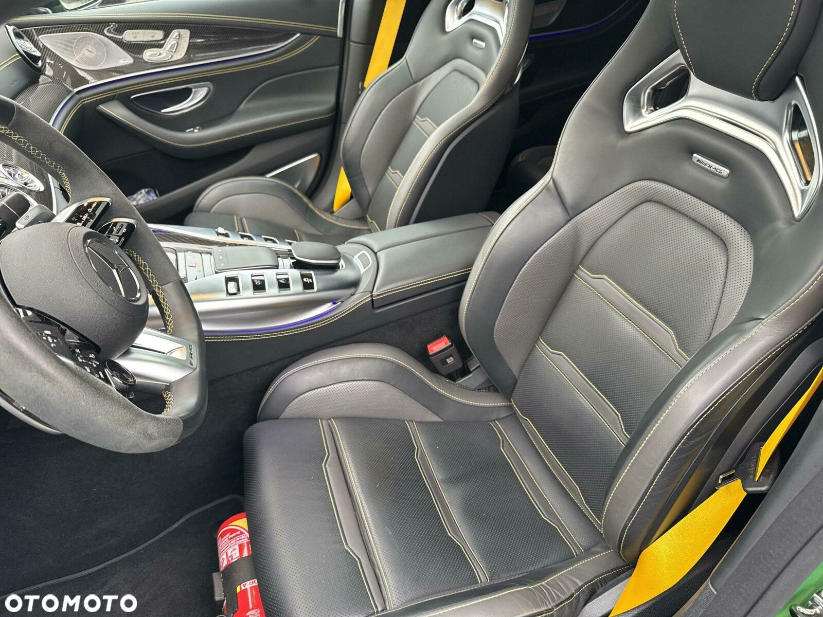 Mercedes-Benz AMG GT - 15