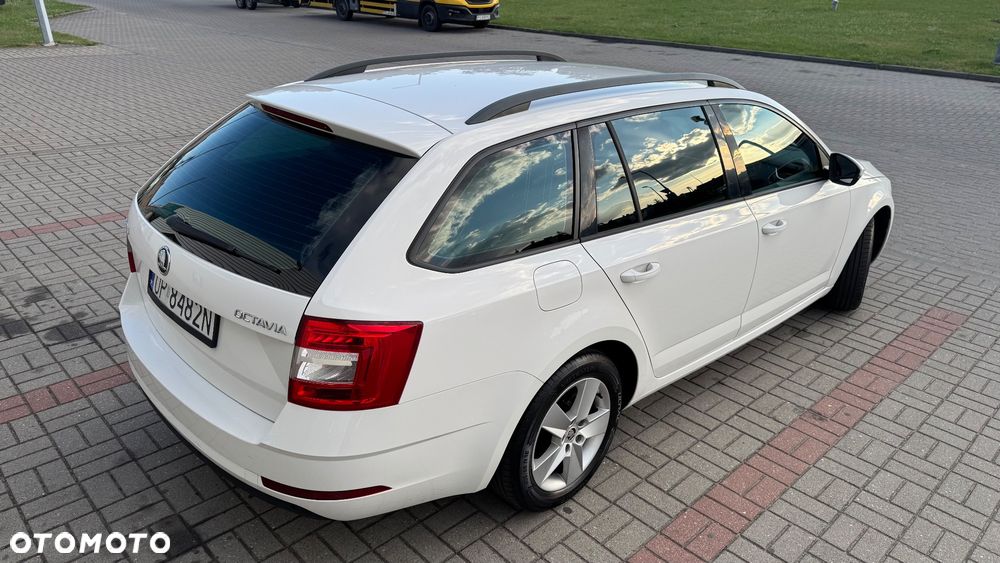 Skoda Octavia 1.6 TDI Ambition - 6