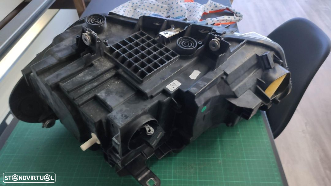 farol direito full Led BMW X2 F39 - 5A1E048 - 7