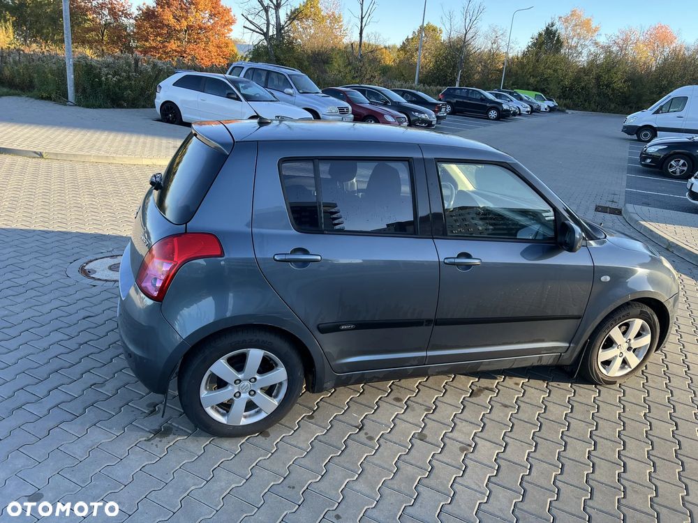 Suzuki Swift 2008 photo 5