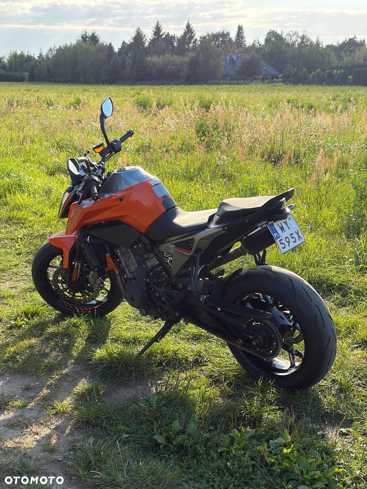 KTM Duke 790 - 4
