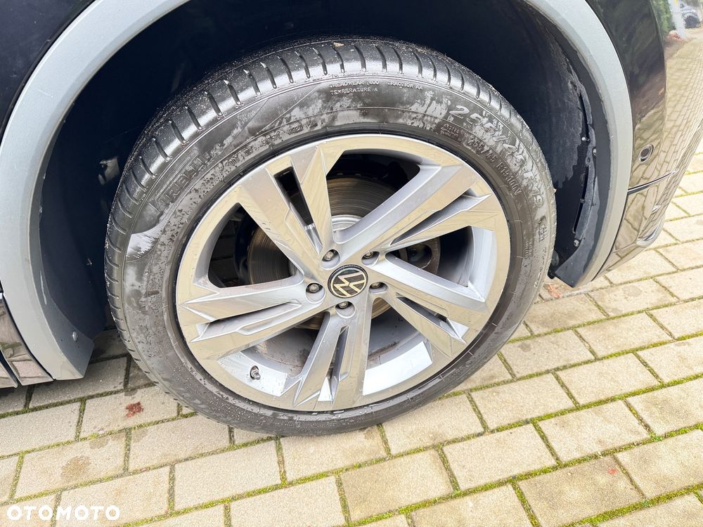 Volkswagen Tiguan 2.0 TDI SCR 4MotION DSG R-Line - 12