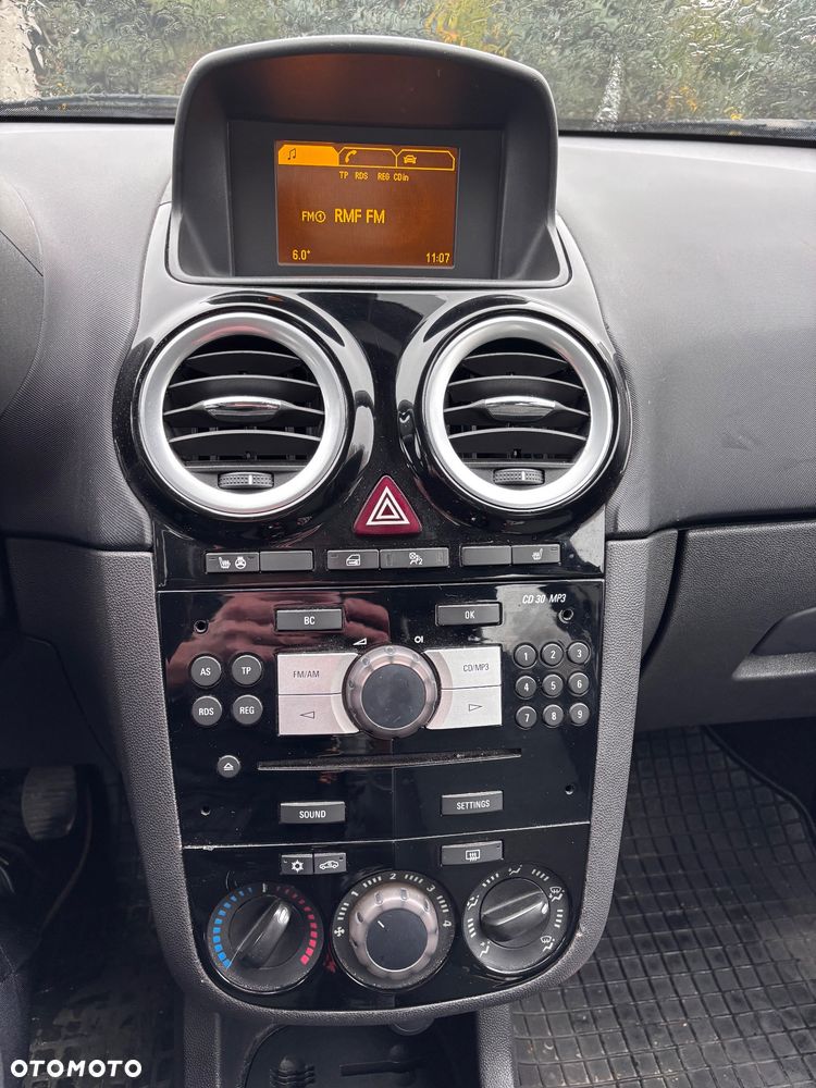 Opel Corsa - 6