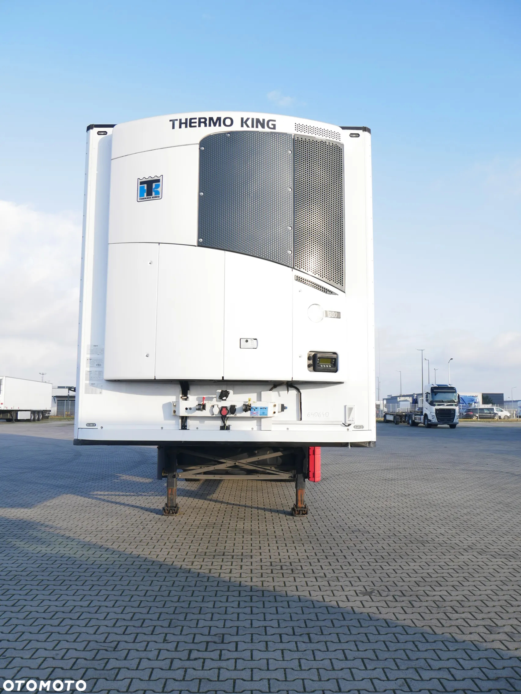 Schmitz Cargobull Chłodnia 60 / Doppelstock / Thermo King 300 / TIP 640640 - 2