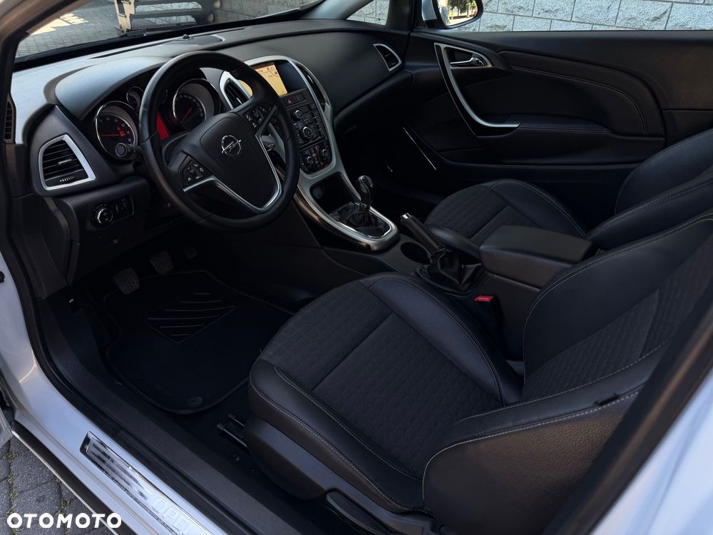 Opel Astra 1.4 Turbo - 14