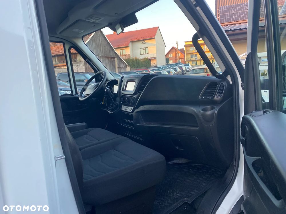 Iveco DAILY - 8