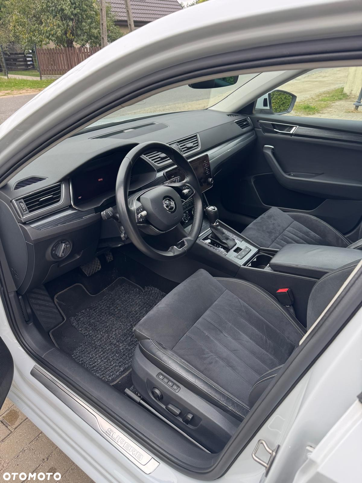 Skoda Superb 1.4 TSI Plug-In Hybrid Sportline DSG - 25