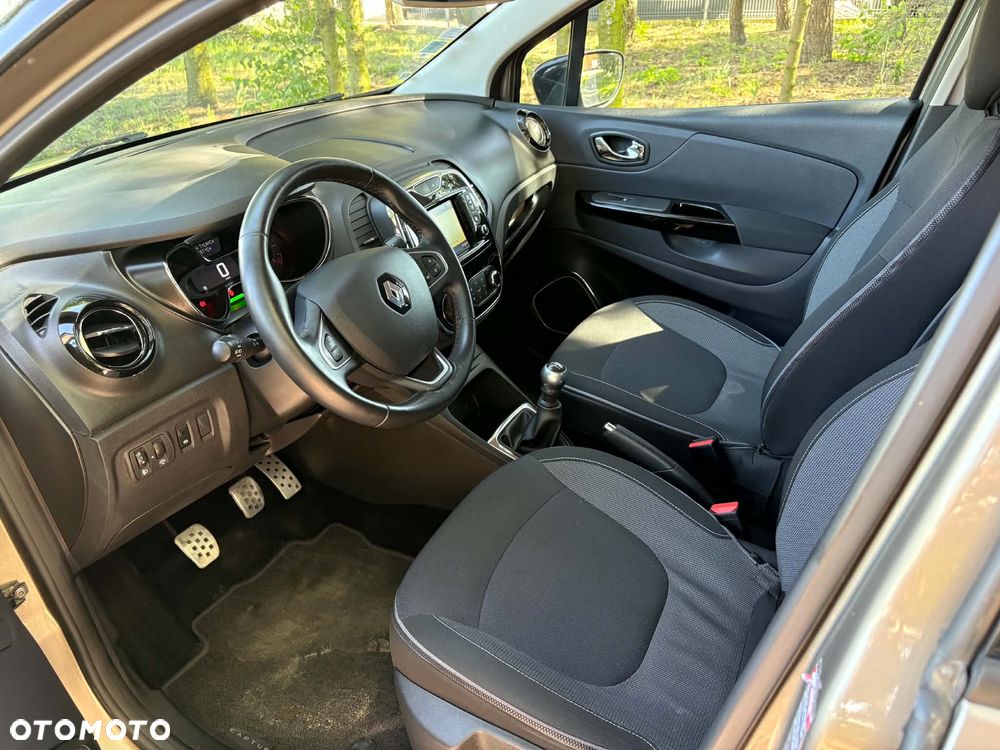 Renault Captur - 10