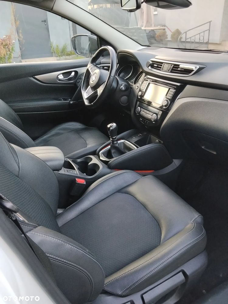 Nissan Qashqai 1.3 DIG-T N-Connecta - 3