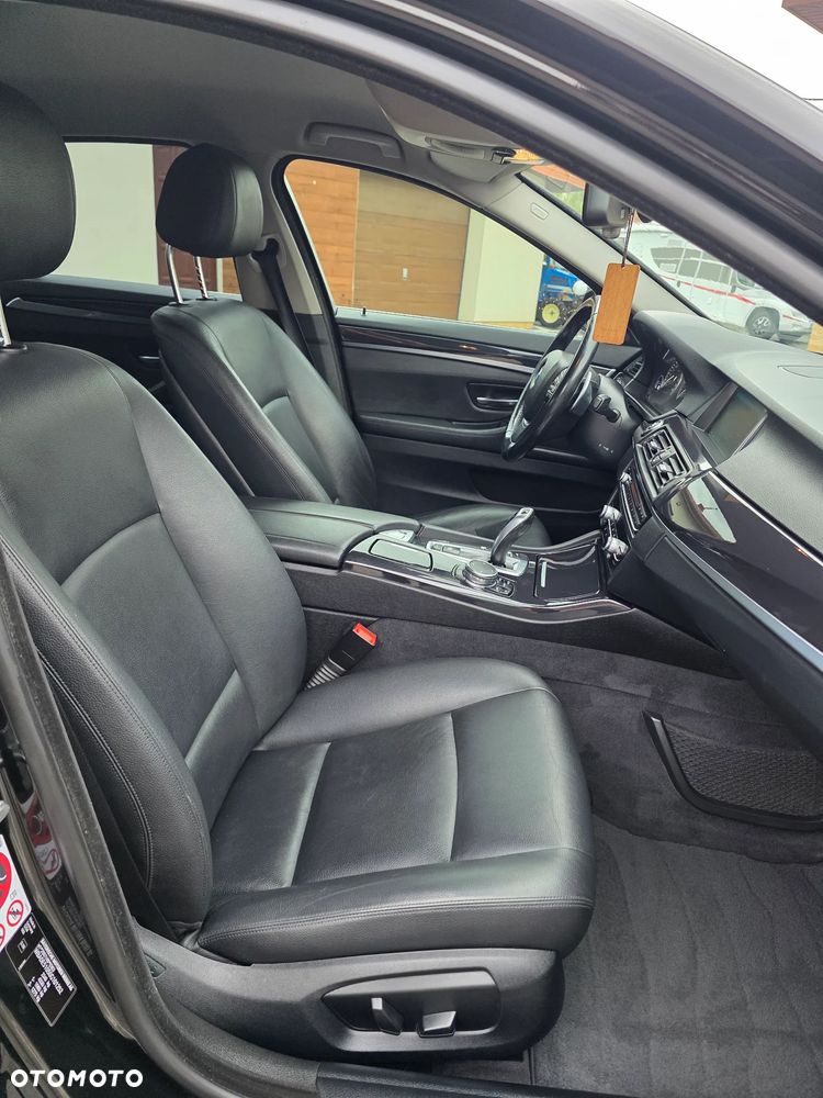 BMW Seria 5 520d - 20