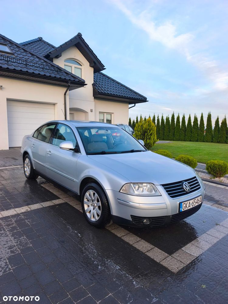 Volkswagen Passat 1.6 - 1