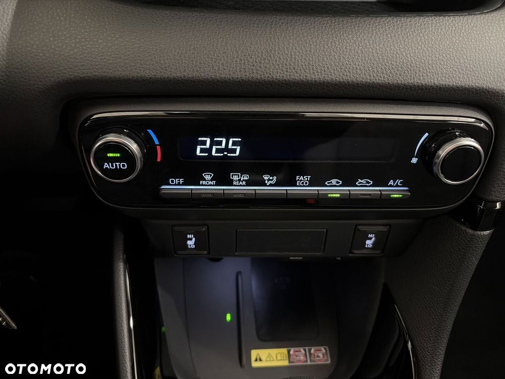 Toyota Yaris Hybrid 1.5 Style - 18