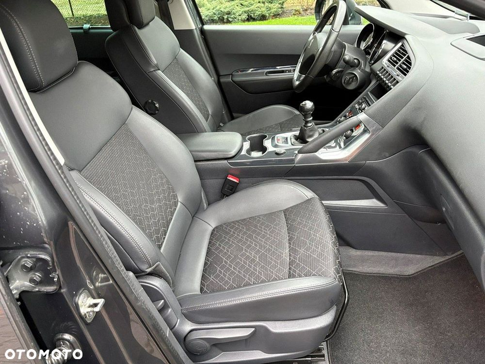 Peugeot 3008 1.6 BlueHDi Allure S&S - 16