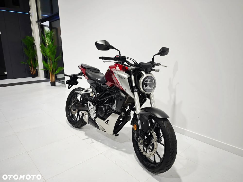 Honda CB - 3