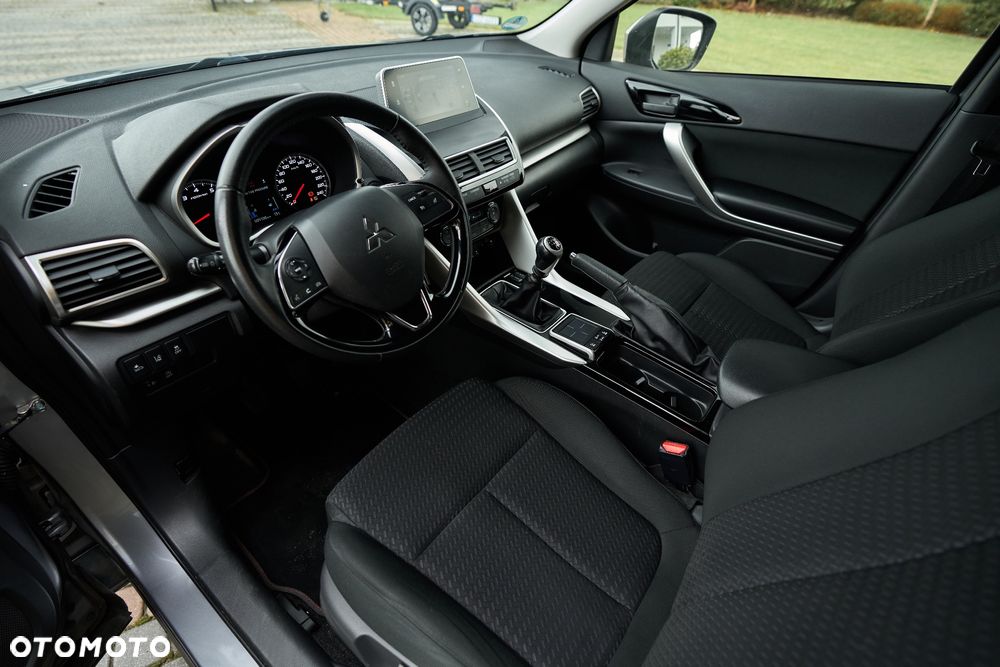 Mitsubishi Eclipse Cross - 14