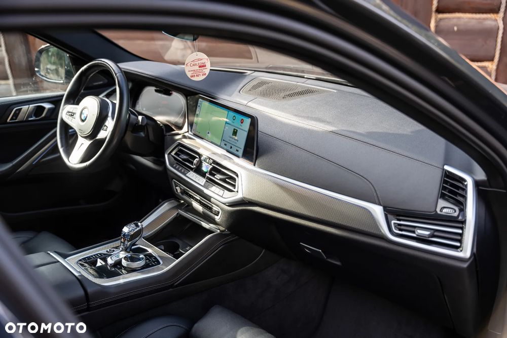 BMW X6 M50i - 31