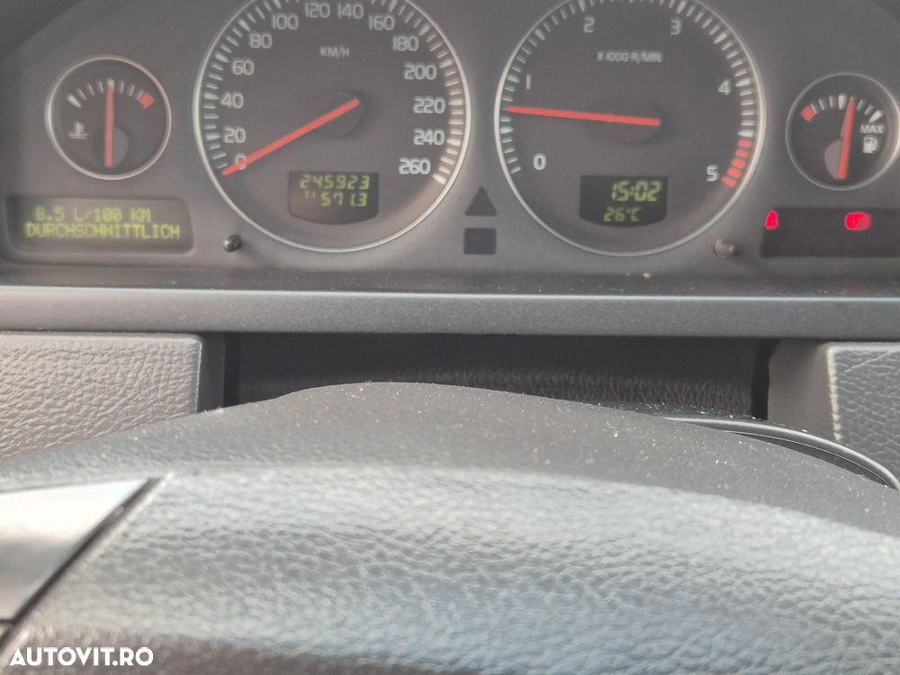 Volvo XC 90 D5 5 locuri - 4