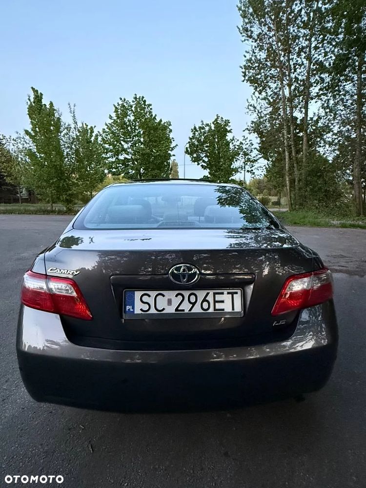 Toyota Camry 2.4 XLE - 6