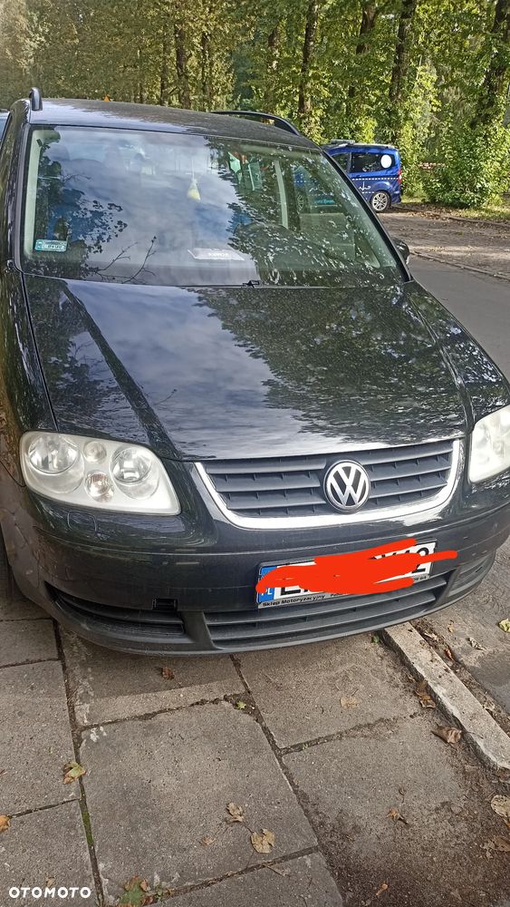 Volkswagen Touran 2.0 TDI Highline - 1