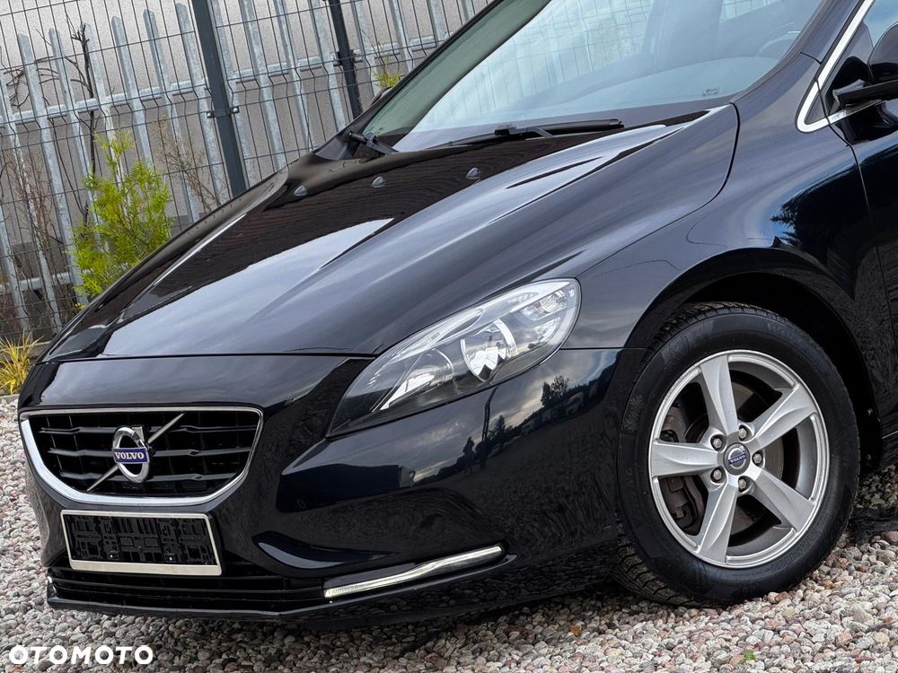 Volvo V40 D4 Inscription - 15
