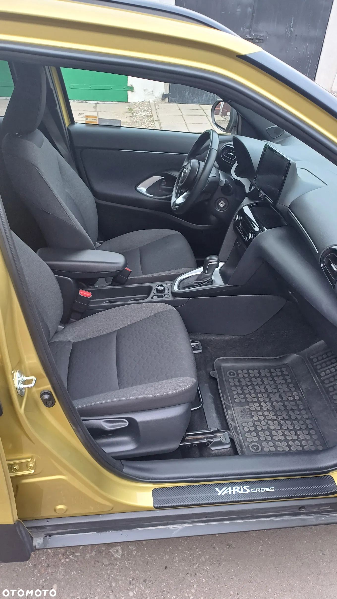 Toyota Yaris Hybrid 1.5 Comfort - 18