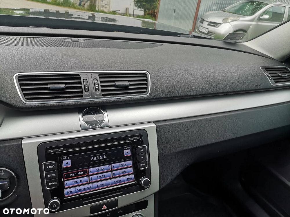 Volkswagen Passat 1.6 TDI BlueMotion - 14