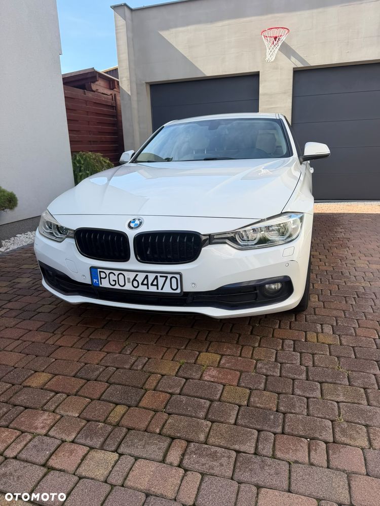 BMW Seria 3 320d xDrive Sport Line - 1