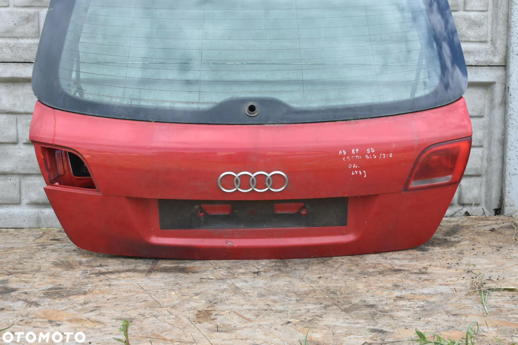 KLAPA BAGAŻNIKA AUDI A3 8P 5D LY3J - 4