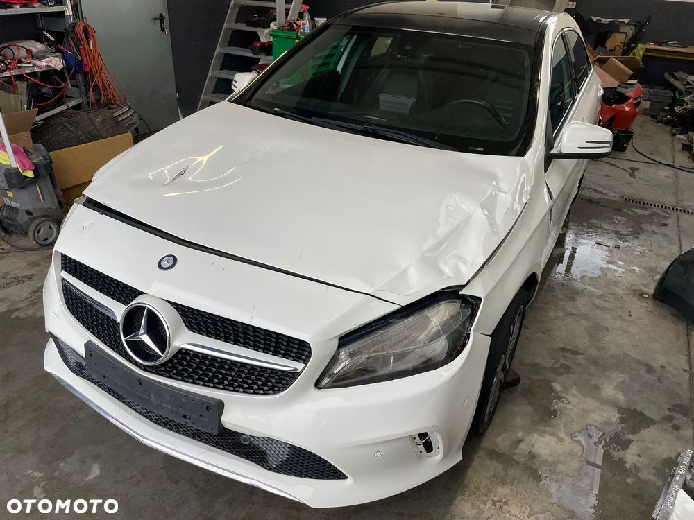 Mercedes-Benz Klasa A 180 d 7G-DCT Peak Edition - 5