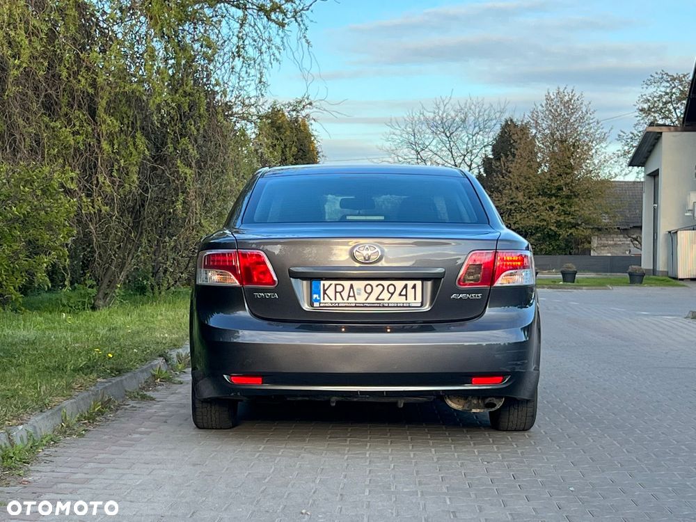 Toyota Avensis 2.0 Prestige NAVI MS - 7