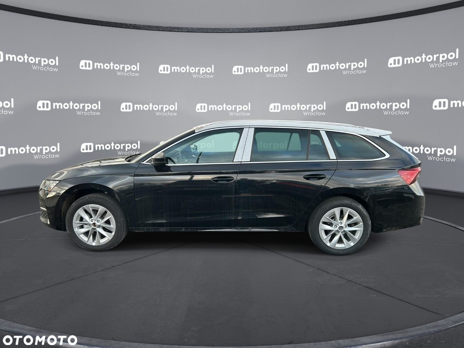 Skoda Octavia - 3