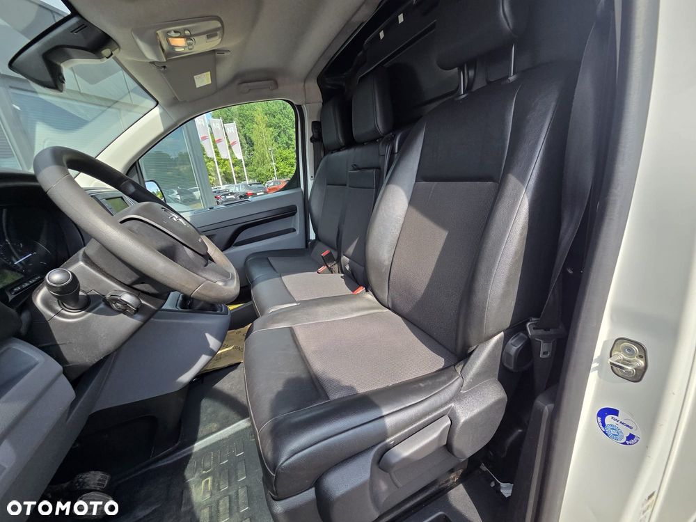 Opel VIVARO - 26