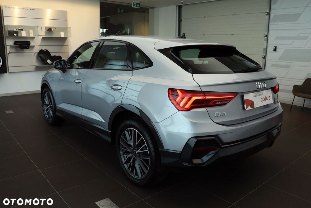 Audi Q3 Sportback - 3