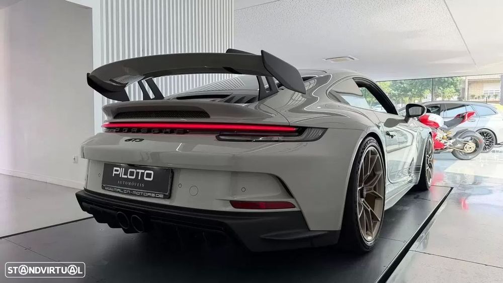Porsche 911 (992) GT3 PDK - 16