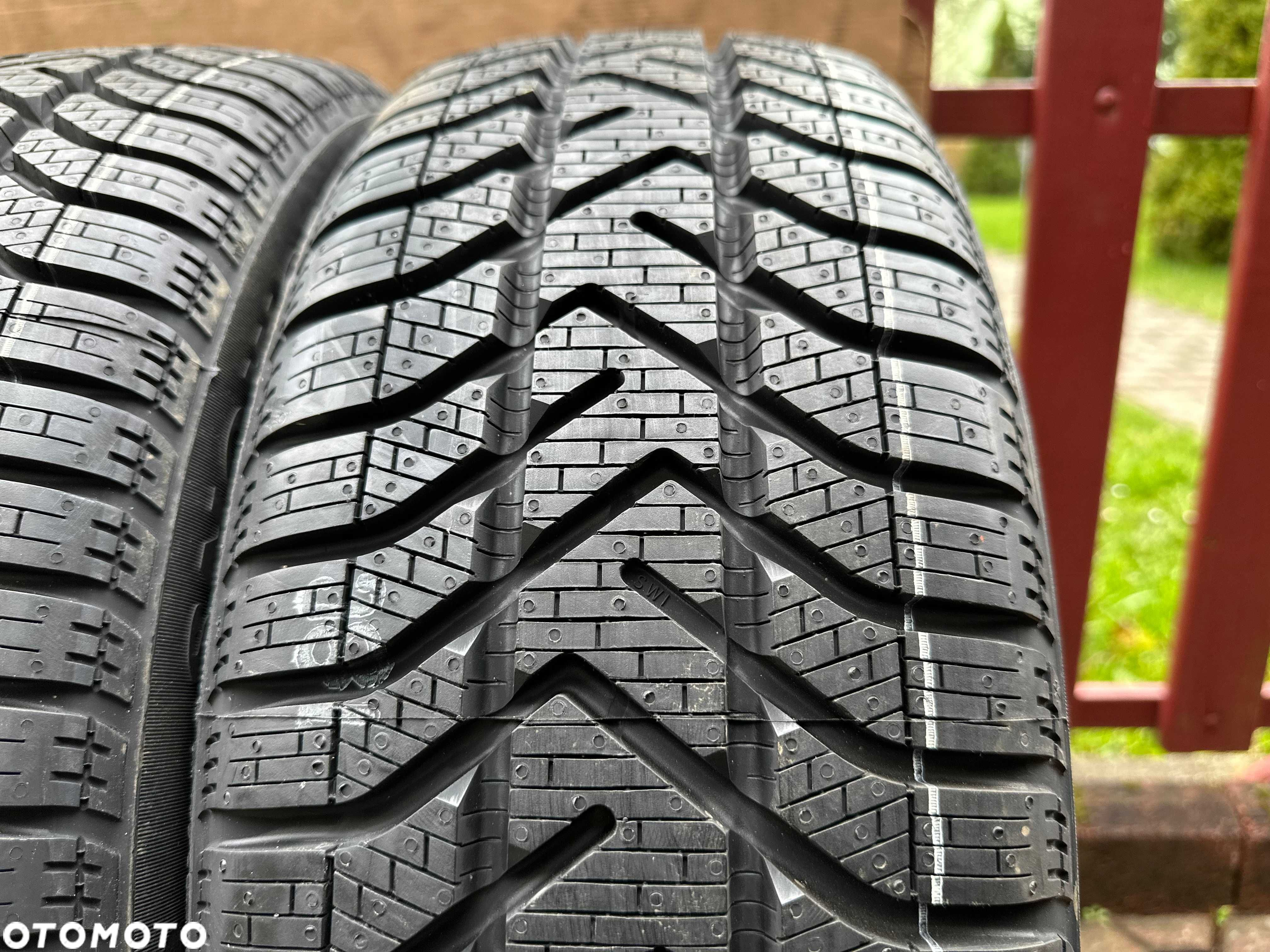 Opony Pirelli SNOWCONTROL 195/55R17 92H NOWE 2022 - 4