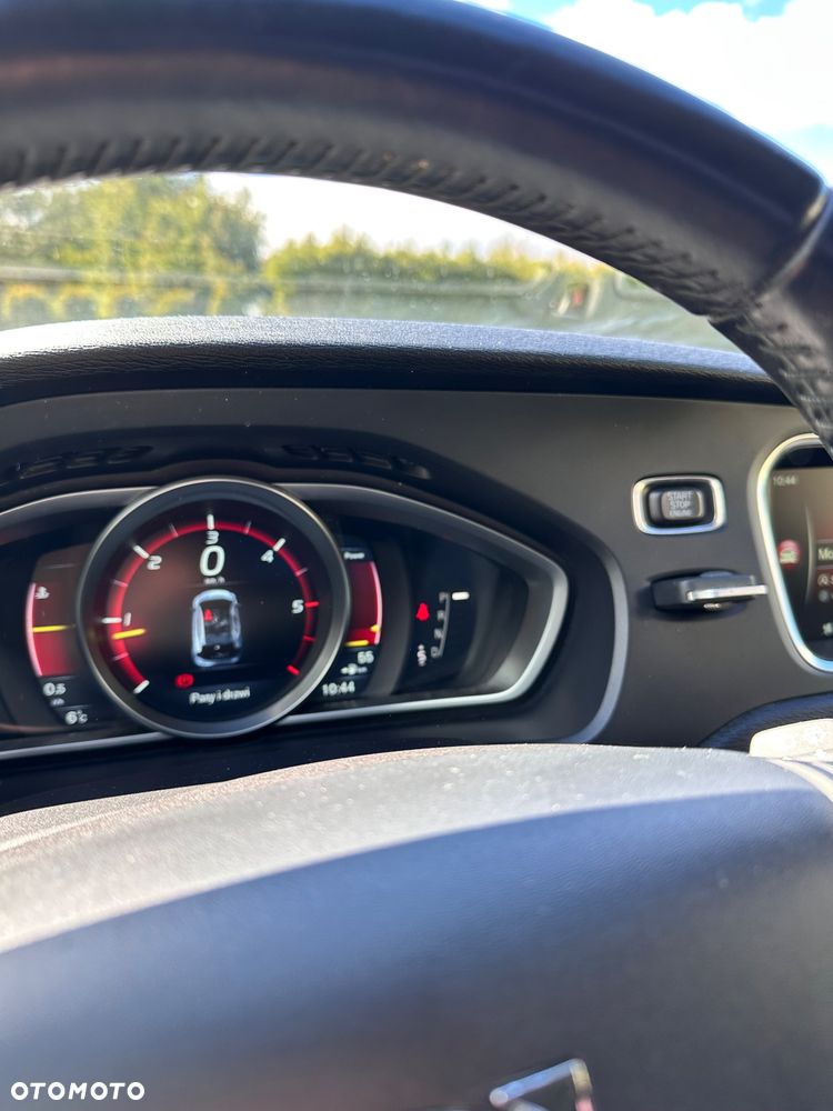 Volvo V40 D2 Powershift Kinetic - 9