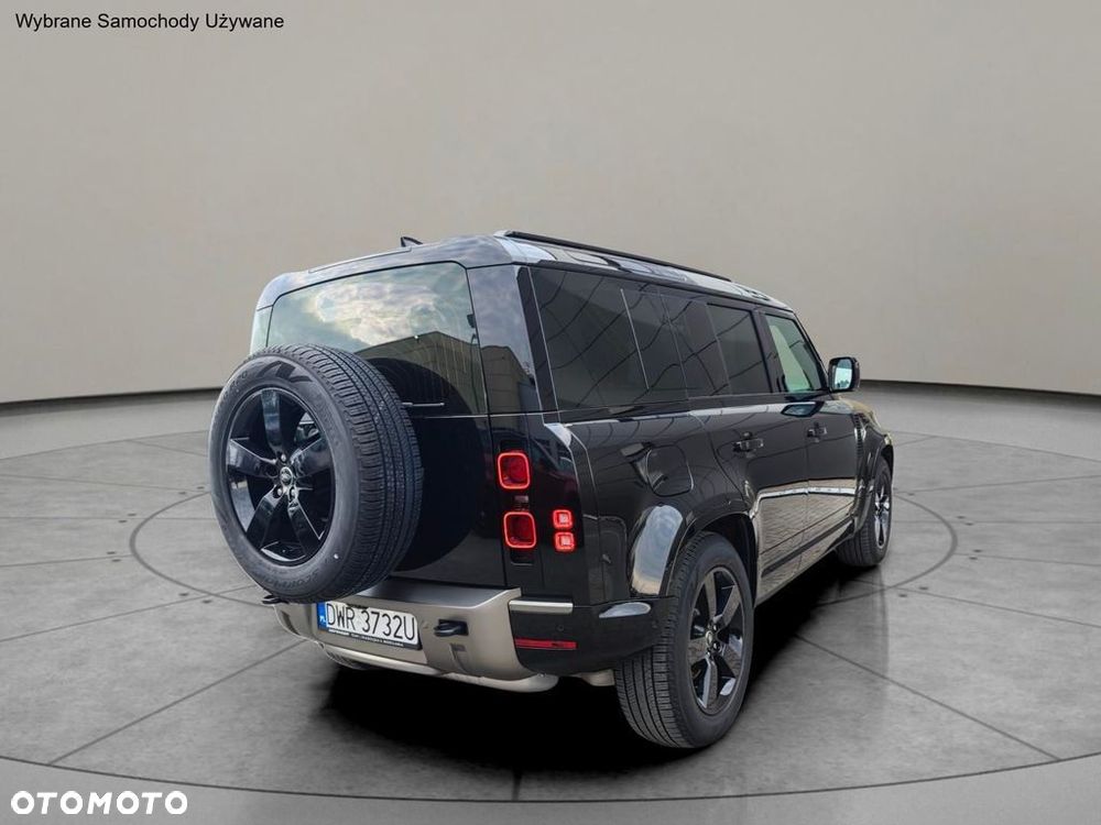 Land Rover Defender - 8