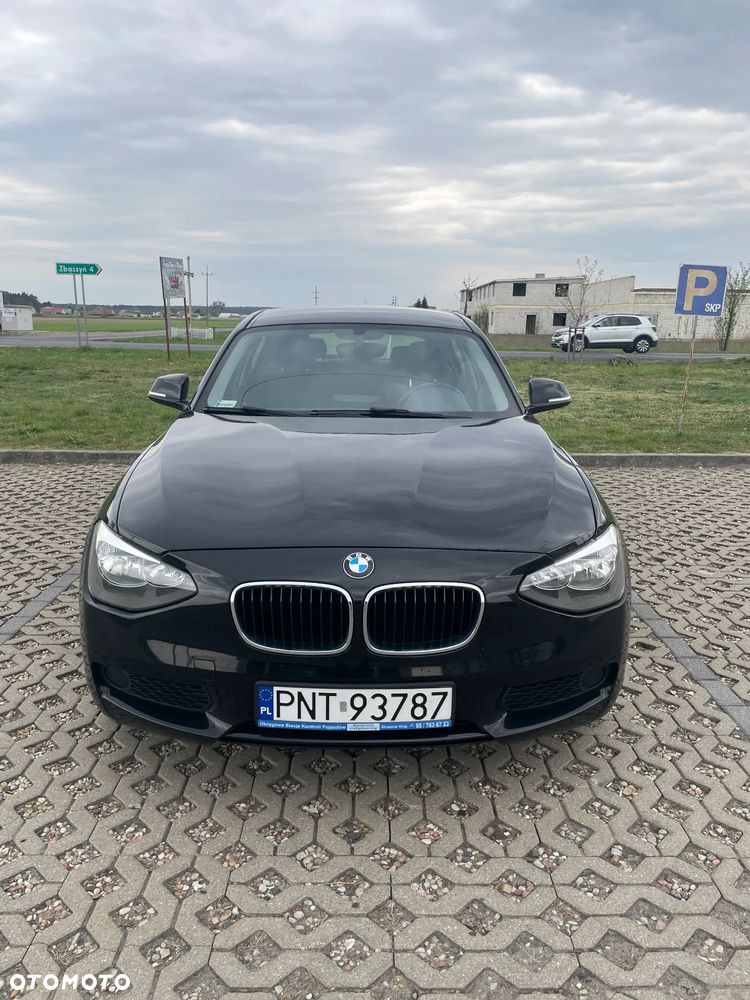 BMW Seria 1 118i - 1