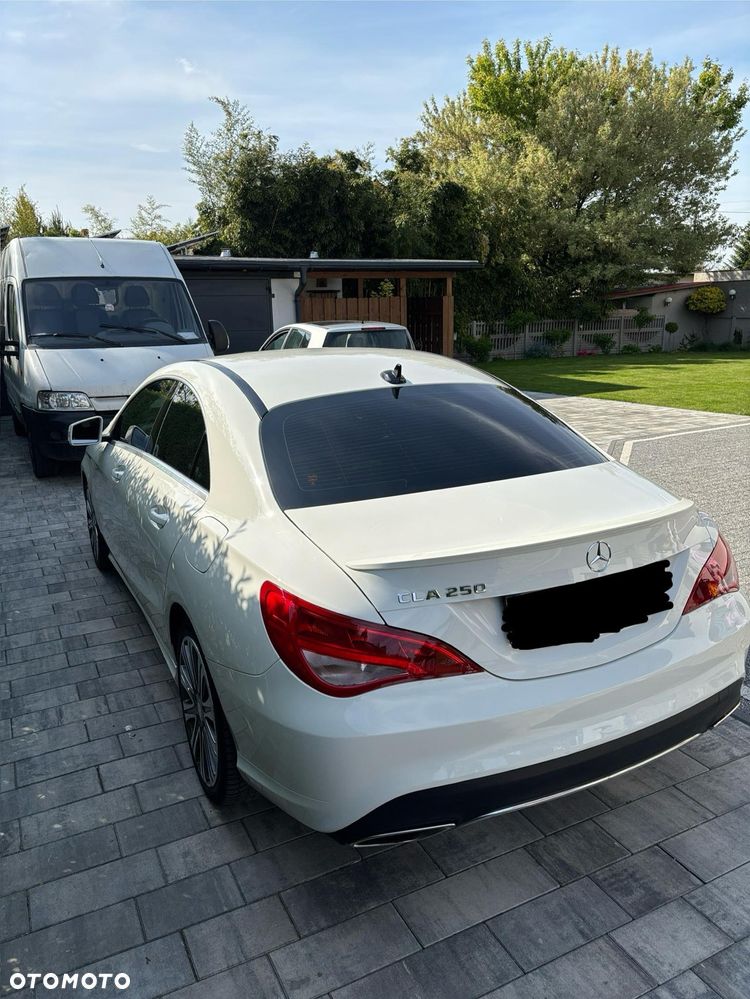 Mercedes-Benz CLA 250 7G-DCT - 6