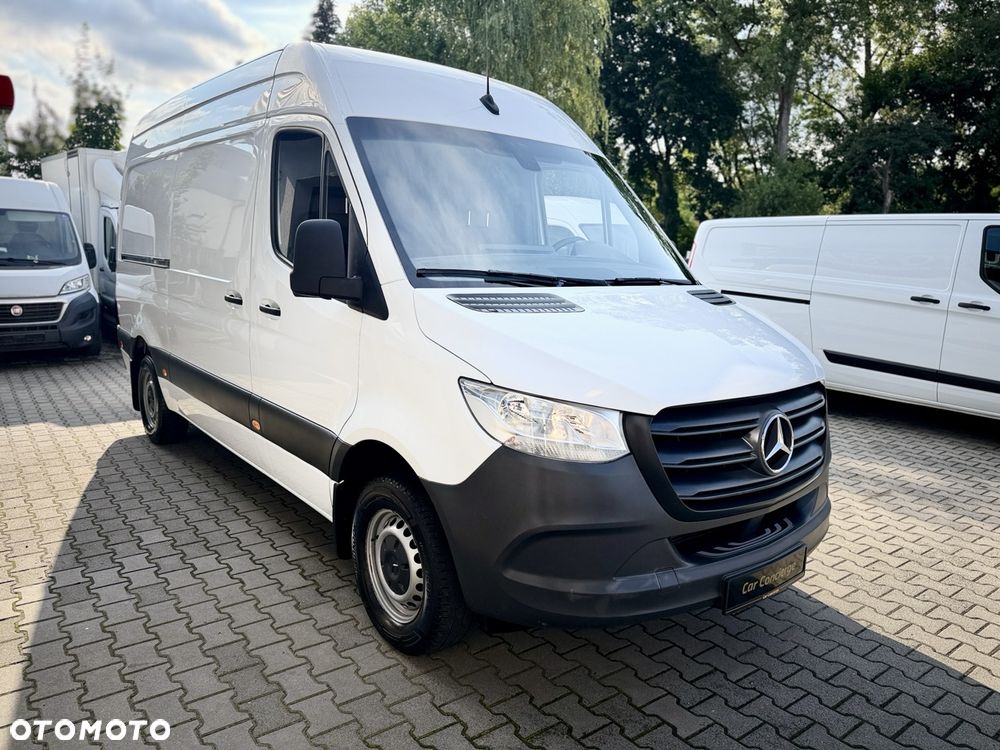 Mercedes-Benz Sprinter - 3