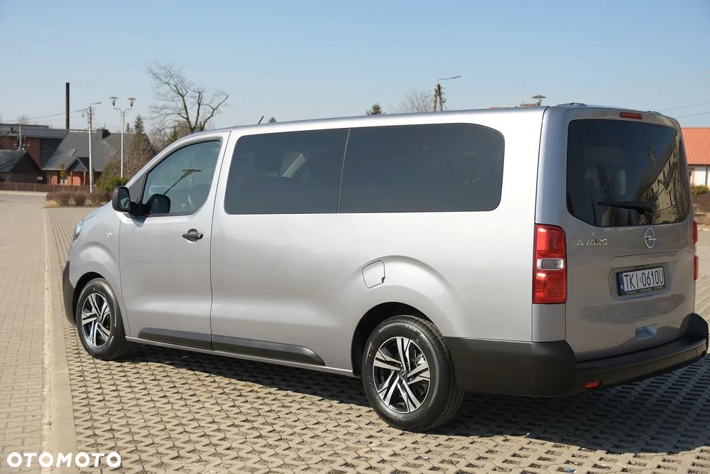 Opel Vivaro - 8