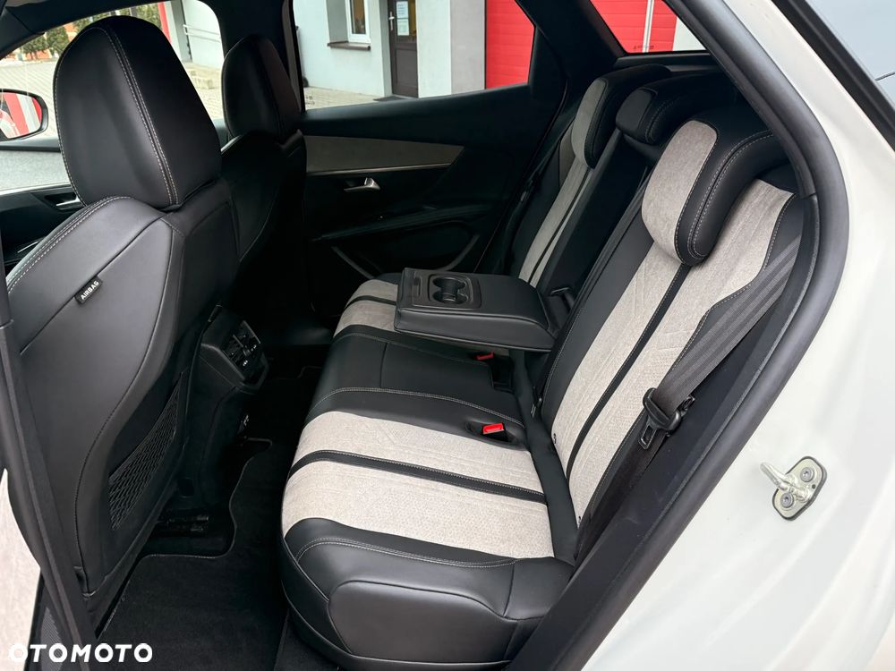 Peugeot 3008 1.6 PureTech Hybrid PHEV GT S&S EAT8 - 27