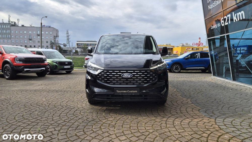Ford Tourneo Custom - 7